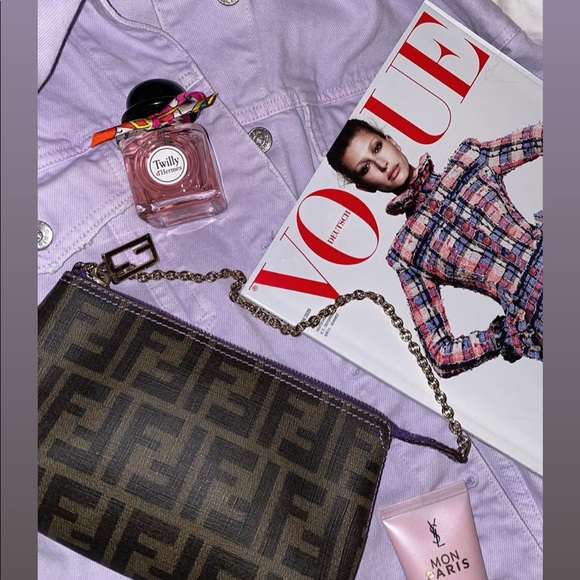 Meet your Posher, Rizalie - Picture 2 of 3